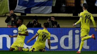 Το «κίτρινο» υποβρύχιο σταμάτησε την Μπαρτσελόνα! (vids)