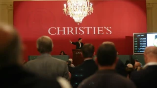 Christie's: Απέσυρε από δημοπρασίες ελληνικές αρχαιότητες που συνδέονται με αρχαιοκαπηλία