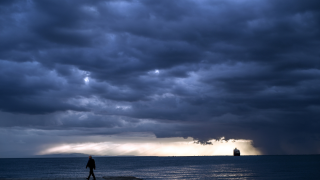 Καιρός: Που θα «χτυπήσουν» τα έντονα καιρικά φαινόμενα - Live χάρτης