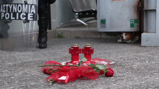 Γυναικοκτονία-Άγ. Ανάργυροι: «Σε πέντε λεπτά την ξεφορτώθηκαν», καταγγέλει ο πατέρας της 28χρονης