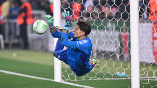 Μεγάλη πρόκριση του Ολυμπιακού στα πέναλτι με πρωταγωνιστή τον Τζολάκη