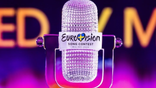 Eurovision: Τα «χοντρά» λάθη στη μετάδοση του Ημιτελικού και το κρύο χιούμορ για την «Euroleague»