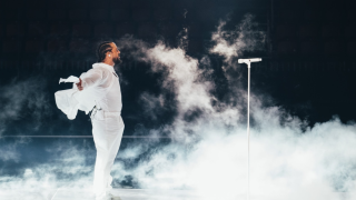 Eurovision-Χάος πριν τον τελικό: Διέκοψε την πρόβα του ο Γάλλος-Δεν εμφανίστηκε η Ιρλανδία