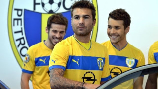 Με οδηγό τον Μούτου