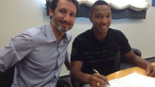 Στη Νάπολι ο Ντε Γκούζμαν