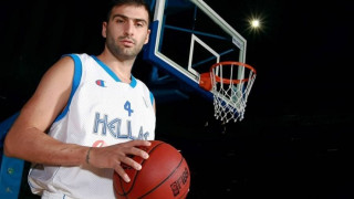 Υπέγραψε στην Μάλαγα ο Βασιλειάδης