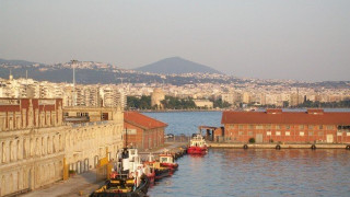 Λιμάνι Θεσσαλονίκης: Εργάτης τραυματίστηκε πέφτοντας στο αμπάρι πλοίου