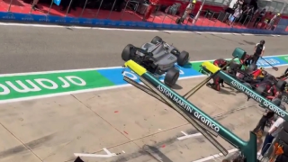 Formula 2: Τροχός μονοθέσιου χτύπησε μηχανικό στα pits (vid)