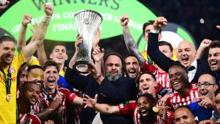 Ολυμπιακός - Conference League: Η στιγμή της απονομής!