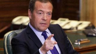 Μεντβέντεφ: Πιθανός γενικευμένος πόλεμος με τη Δύση - Δεν μπλοφάρουμε