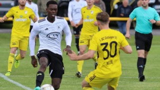 Ντένις Σρέντερ: Ποδοσφαιριστής στην 6η κατηγορία της Γερμανίας