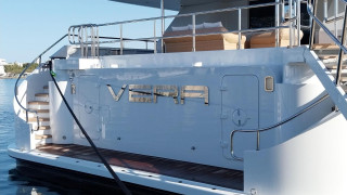 Στην Τήνο o Δημήτρης Μελισσανίδης με το υπερπολυτελές Vera