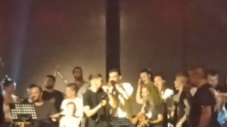 Γιορτή Θύρας 4: Μιχαηλίδης, Τζίμας τραγουδούν έναν από τους ύμνους του ΠΑΟΚ