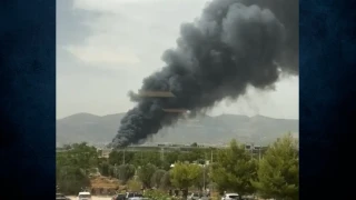 Κηφισιά: Μεγάλη φωτιά μετά από έκρηξη σε εργοστάσιο (vid)