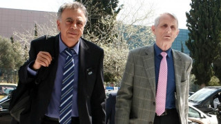 Δεν παραιτείται ο Γκιρτζίκης, συνάντηση Κοντονή με Κουτσοκούμνη