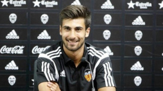 Η Γιουβέντους απέκτησε τον Αντρέ Γκόμες από τη Βαλένθια