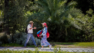 Καιρός: Επιστρέφει το καλοκαιράκι με... νέο καύσωνα - Πού αναμένονται 40άρια
