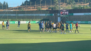 Ο Ποντένσε γρονθοκόπησε παίκτη της Κόμο