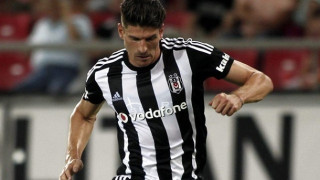 Γκόμες λαμπρός οδηγεί την Μπεσίκτας προς τον τίτλο