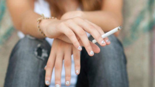 Δείτε σε ποια ηλικία τα ελληνόπουλα αρχίζουν το τσιγάρο και το ποτό