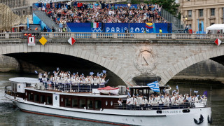 Η είσοδος της Ελλάδας με σημαιοφόρους τους Γιάννη ﻿Αντετοκούνμπο και Αντιγόνη ﻿Ντρισμπιώτη, κακά τα τηλεοπτικά πλάνα (vid)