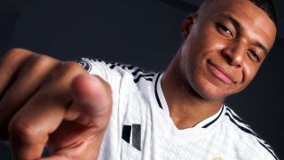 Τι απάντησε ο Αντσελότι για τη θέση που θα αγωνίζεται ο Μπαπέ