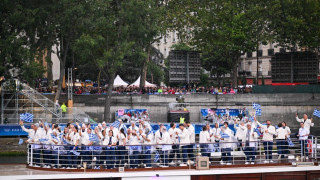 Ας αρχίσουμε από το όνομα: Hellas! Τι πάει να πει Greece;