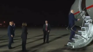 Ο Μπάιντεν μπήκε σε αεροπλάνο νομίζοντας ότι είναι το δικό του