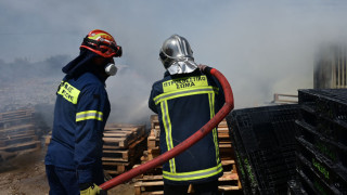 Μέθοδος «αντιπύρ»: Πώς οι πυροσβέστες πολεμούν τη φωτιά με... φωτιά