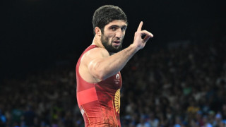 Νταουράν Κουρουγκλίεβ: Κατατρόπωσε με 11-0 τον αντίπαλό του