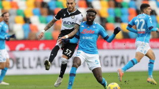 ΠΑΟΚ: Όταν αστυνομικοί σημάδεψαν τον Μπακαγιόκο με όπλο (vid)