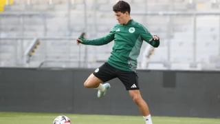 Πελίστρι προς τον κόσμο του Παναθηναϊκού: «Νέες περιπέτειες»