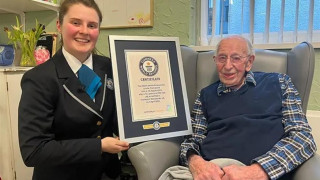 Ρεκόρ Γκίνες: Έκλεισε τα 112 ο γηραιότερος άνθρωπος στον κόσμο