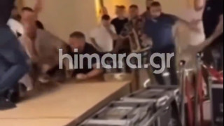 Κωνσταντίνος Αργυρός: Μπουνιές και κλωτσιές σε συναυλία του στην Αλβανία