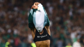 Παναθηναϊκός: Ο Τετέ απέφυγε τη... δεύτερη κίτρινη-Δεν έβγαλε τη φανέλα του στον πανηγυρισμό