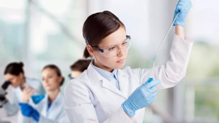 Υγεία: Πειραματικό εμβόλιο με ελπιδοφόρα αποτελέσματα για τον καρκίνο ήπατος σε νέους