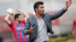 Μήπως ο Μαρίνος Ουζουνίδης  νευριάζει   επιλεκτικά;