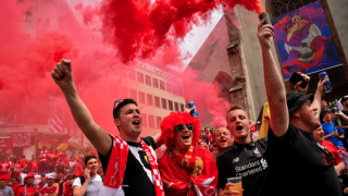 Η Βασιλεία είναι «κατακόκκινη» και έχει πάρει φωτιά! (vids)