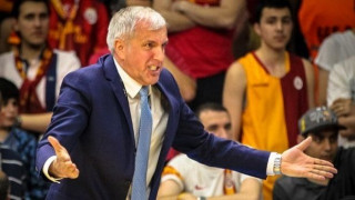 Διεκόπη προσωρινά το Γαλατάσαραϊ-Φενέρμπαχτσε (video)