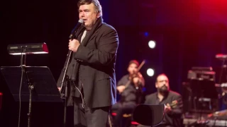 Μανώλης Λιδάκης: Το πρώτο μήνυμα μετά το κρίσιμο χειρουργείο