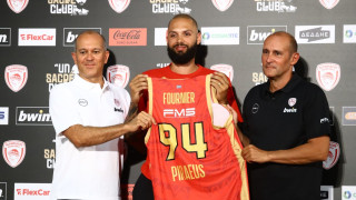 Φουρνιέ: Βρήκε τον κομμωτή που ήθελε σε «χρόνο ρεκόρ»