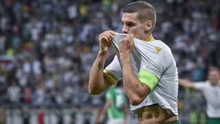 Ντεσπόντοφ: Κίνηση φιλανθρωπικού σκοπού-Χάρισε μπλούζα με υπογραφές παικτών