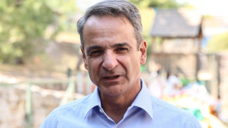 Μητσοτάκης για χρυσό Καραλή: «Συγχαρητήρια Μανόλο! Μη σταματάς να πετάς ψηλά!»