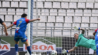 Λαμπαδαρίου για ΝΠΣ - ΠΑΟΚ: «Με εκπλήσσει η απόφαση του VAR»