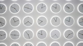 Χειμερινή ώρα: Πότε ξαναγυρνάμε τα ρολόγια μια ώρα πίσω