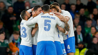 Αγγλία - Ελλάδα: Έκαναν «φτερά» 1.000 εισιτήρια!