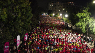 12ος Διεθνής Νυχτερινός Ημιμαραθώνιος Θεσσαλονίκης: Μαγική βραδιά με 11.000 δρομείς