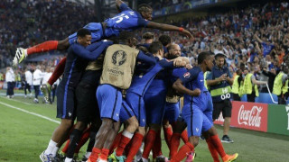 Διπλό ο Γάλλος,  Χ ο Ρώσος,  Χ και ο      Σλοβάκος!