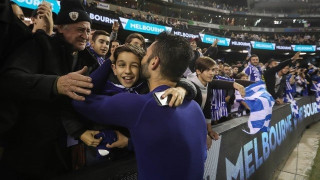 Το ξεχωριστό δώρο του Τζαβέλλα σε ένα     ΠΑΟΚτσάκι!