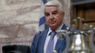 Πρόεδρος Βουλής: Επικό σαρδάμ για βουλευτή του ΣΥΡΙΖΑ